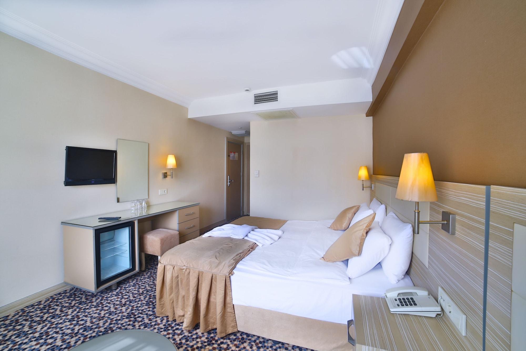 Hotel Grand Emin Istanboel Buitenkant foto