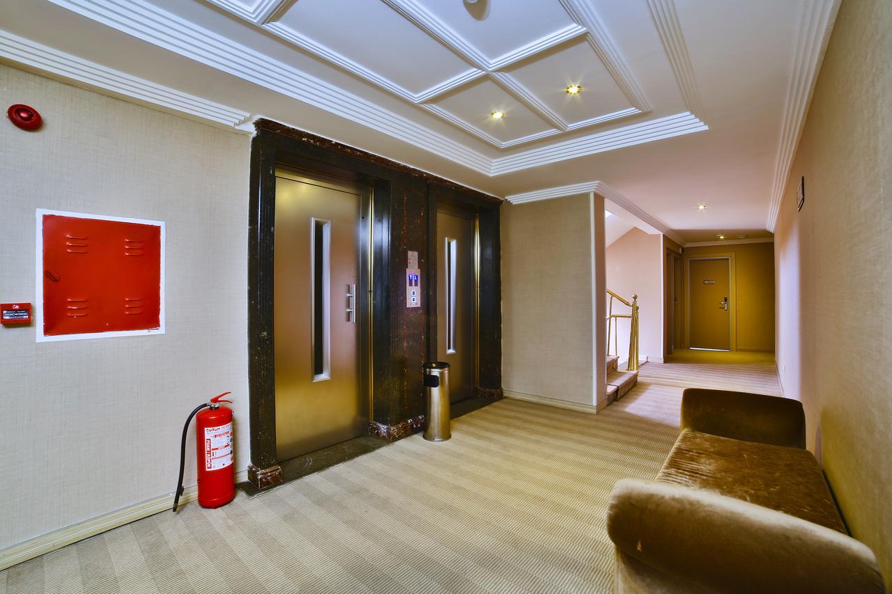 Hotel Grand Emin Istanboel Buitenkant foto