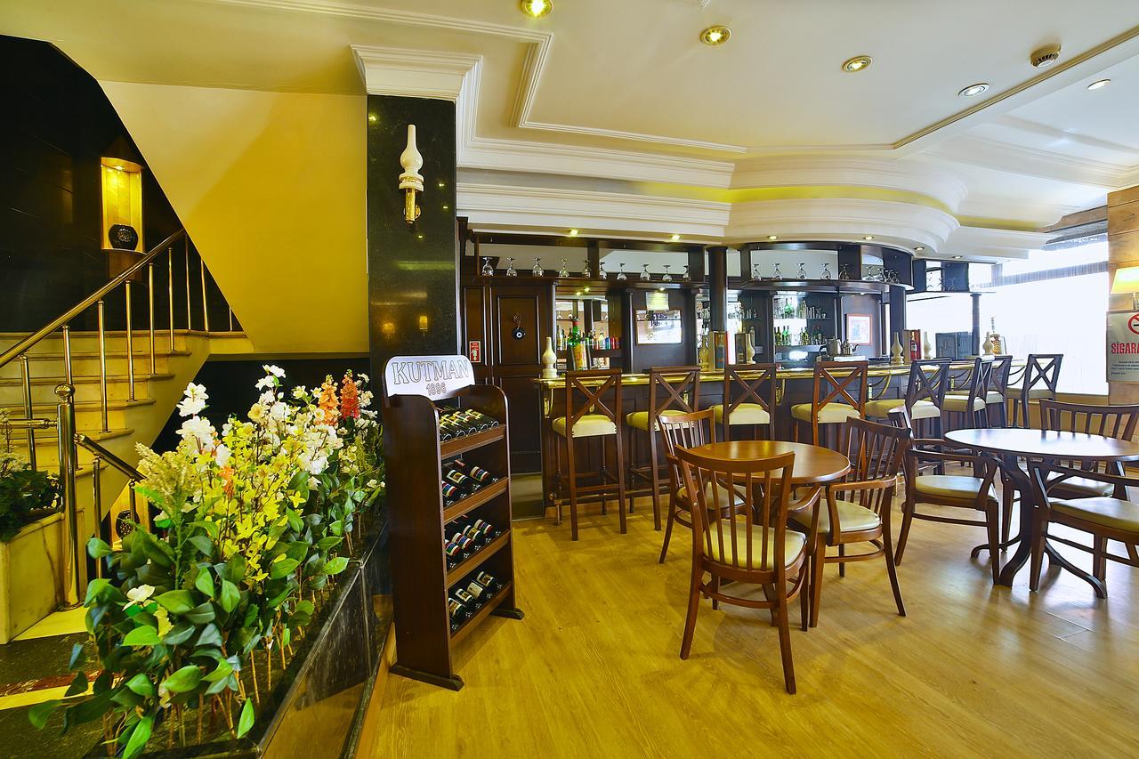 Hotel Grand Emin Istanboel Buitenkant foto