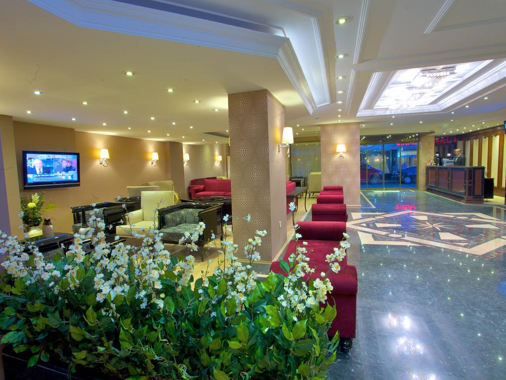 Hotel Grand Emin Istanboel Buitenkant foto
